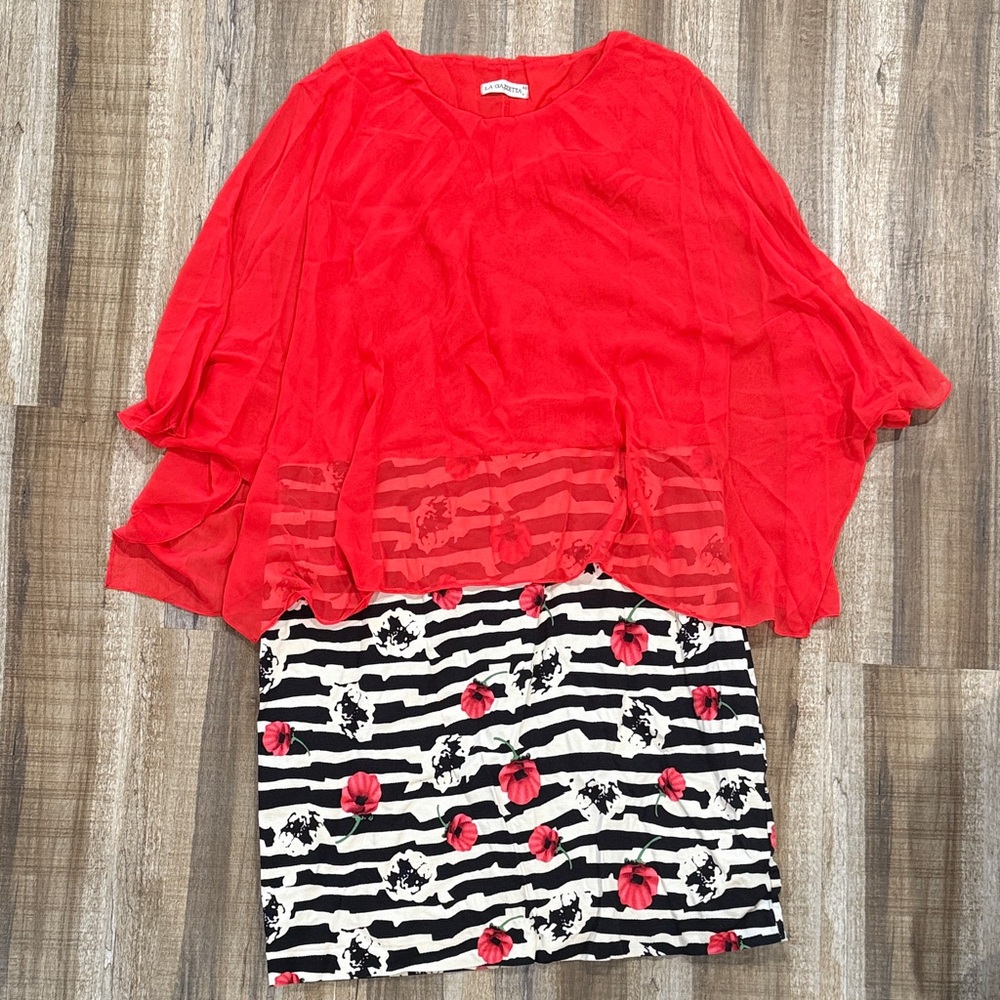 Chic Red and Black Floral Mini Dress